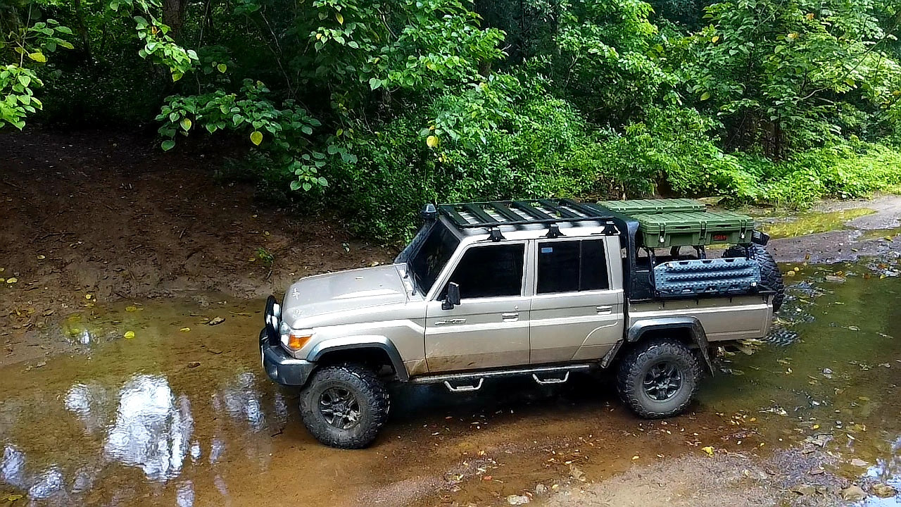 Build Of The Month: The Dusty Gringo's 70 Series Land Cruiser