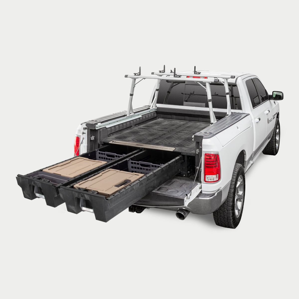 Studio image of a Rambox with a drawer system in the back.