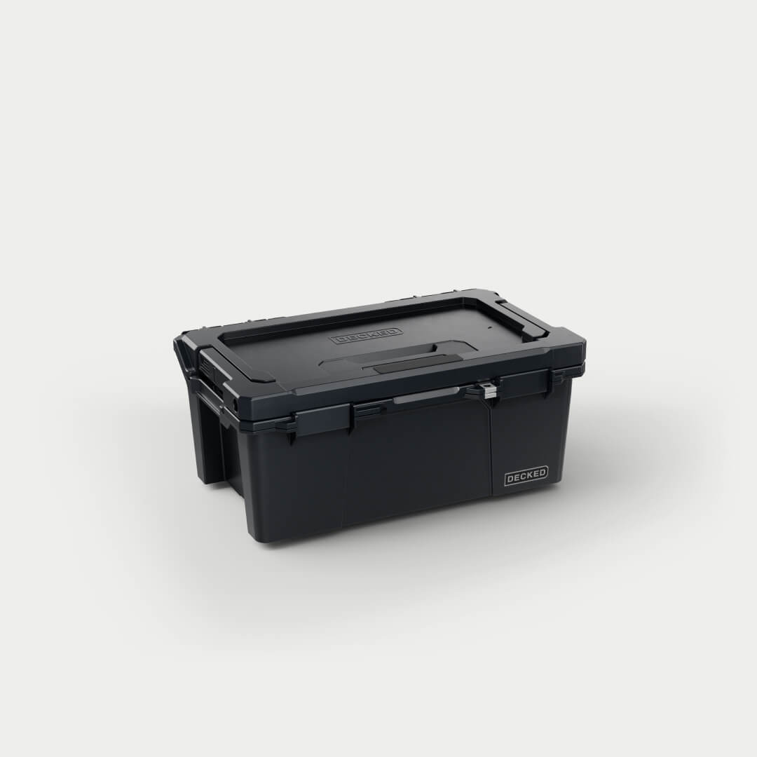 Side angle view of black Sixer 16