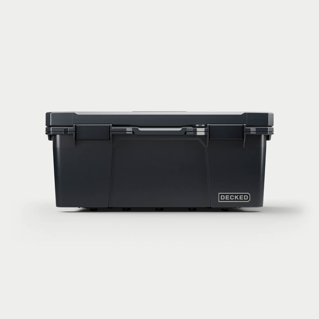 Front view of black Sixer 16
