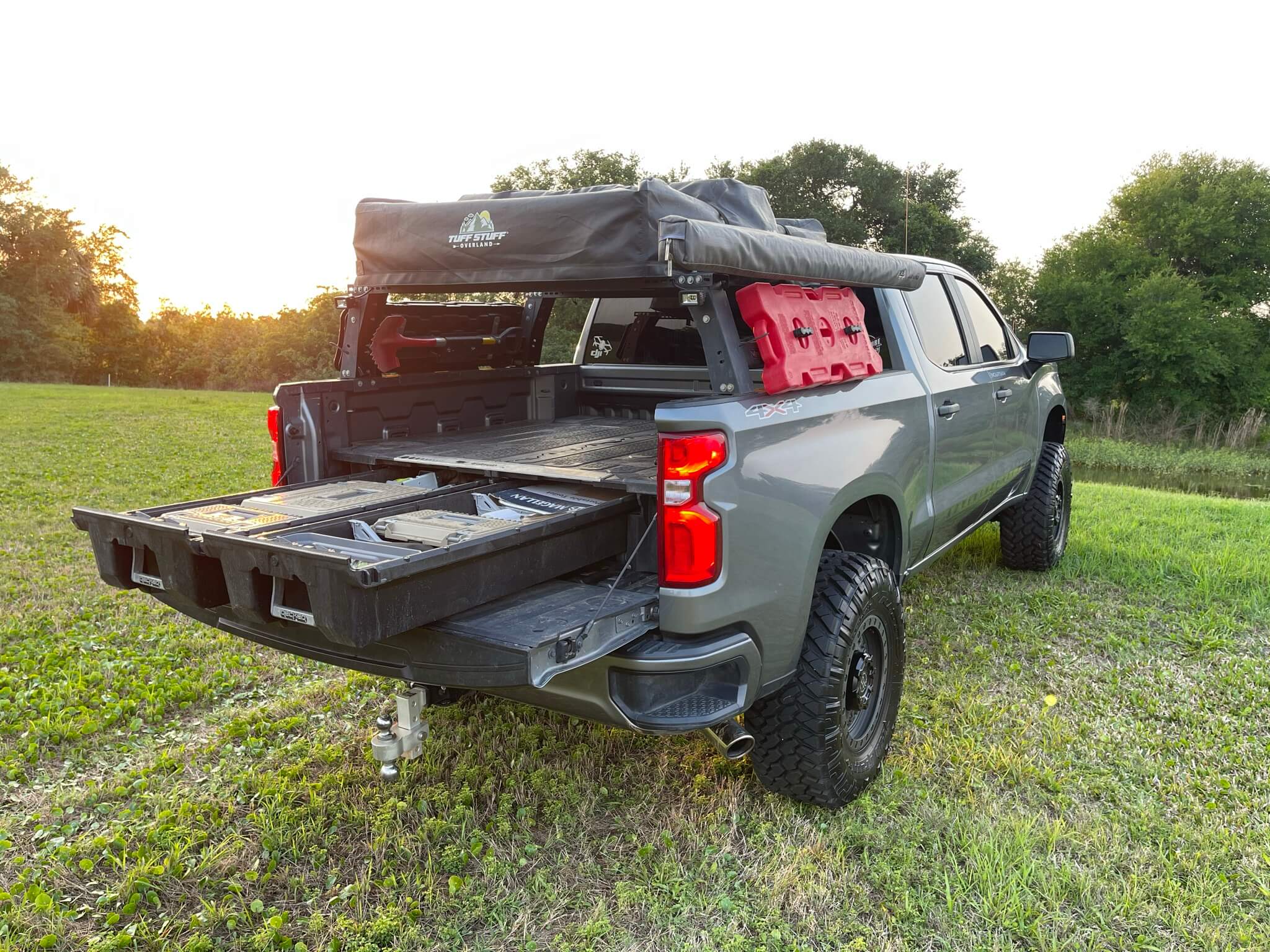 2019 chevy colorado tool deals box size