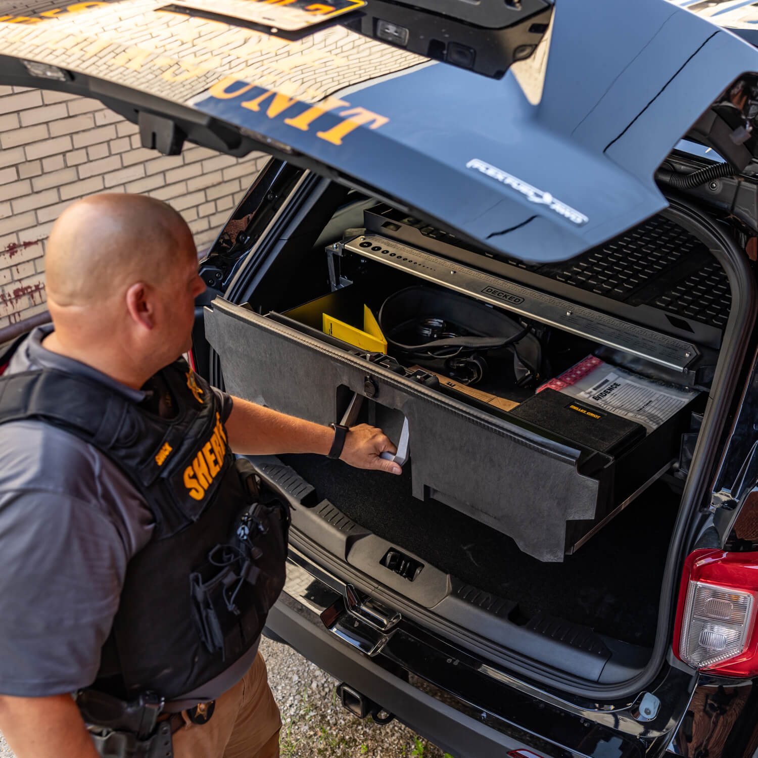 DECKED Launches New Law Enforcement Package for Police Interceptor Units
