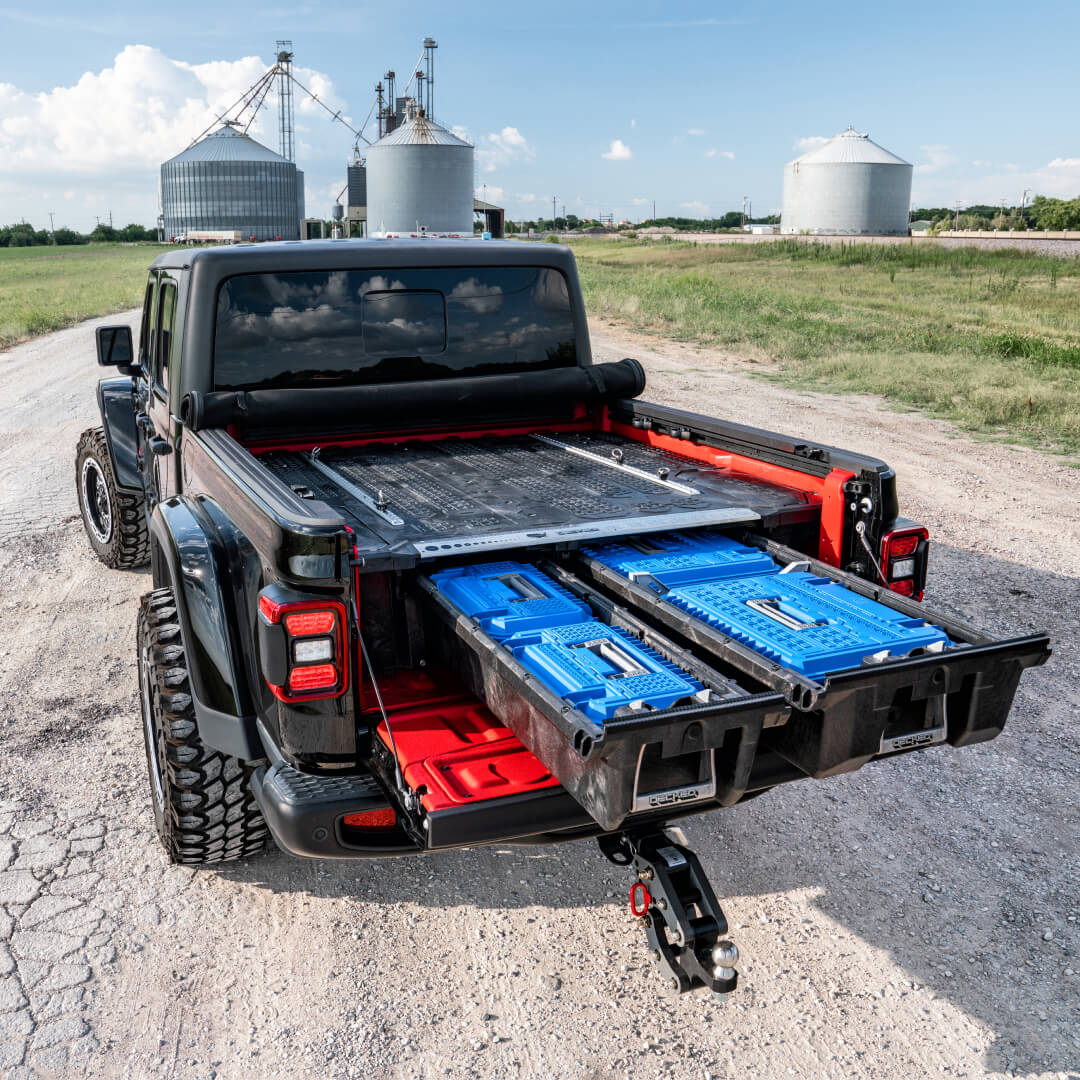 Midsize Drawer System installed in a Jeep Gladiator with accessories