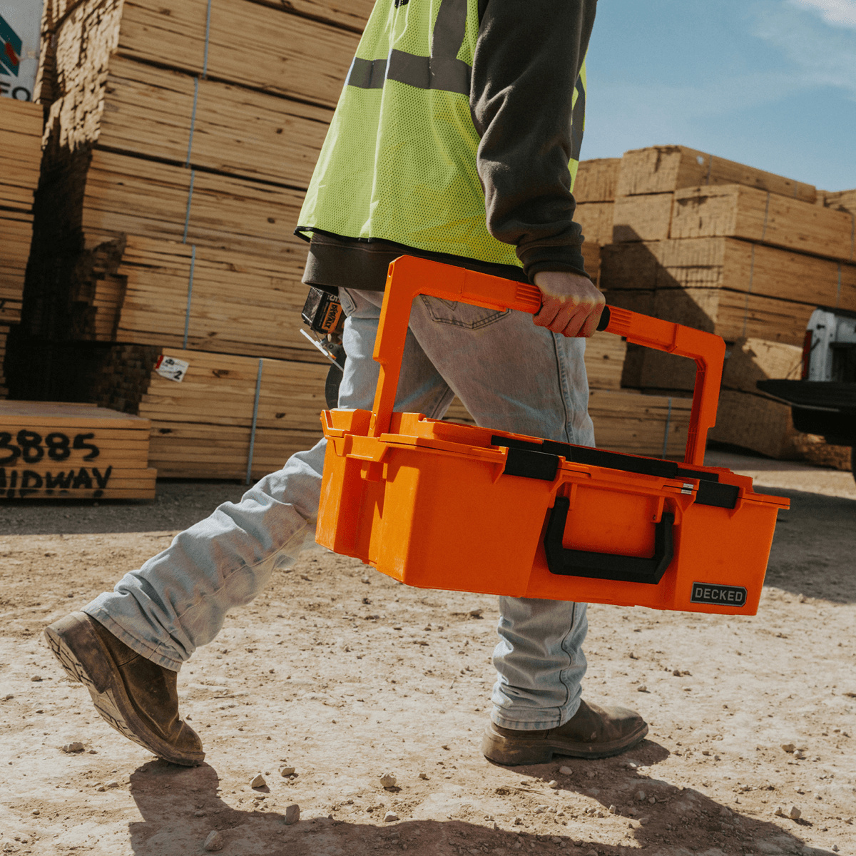 DECKED Halfrack tool box featured in Autoblog deals and product coverage