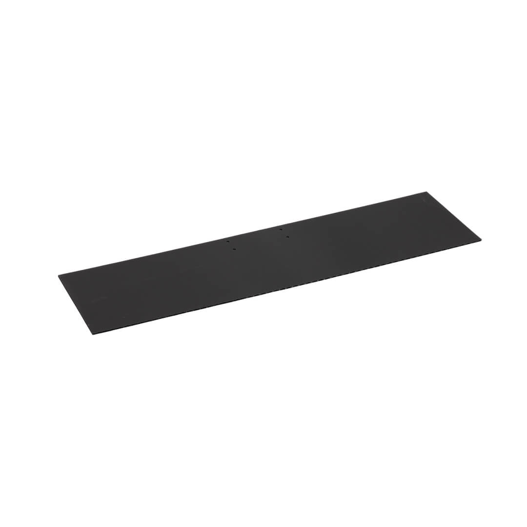Side closeout panel for short bed Full-Size truck